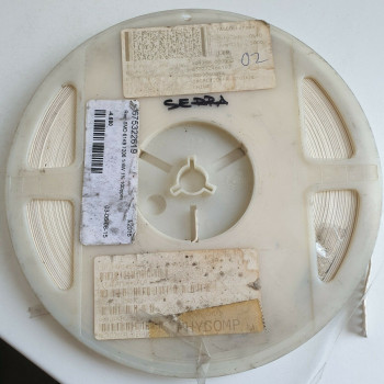 10 x 61.9K 1/4W 1% 100PPM SMD PHYCOMP RESISTOR. (R282) CA393U5000F190721