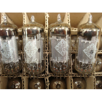1 X UF89 / 12DA6 TELEFUNKEN...