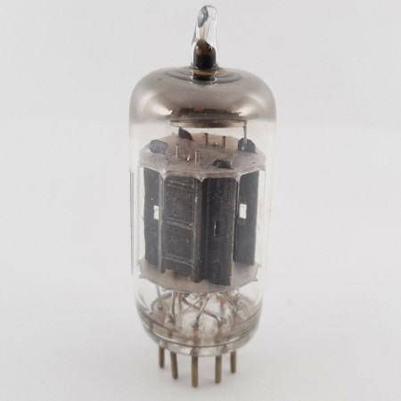 1 X 12AX7 RADIOTRON TUBE. 1960s. 17MM BLACK PLATES. 104/124% CX  ENA