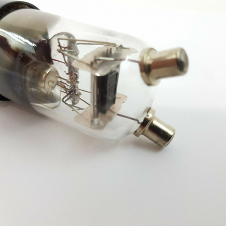 1 X E1148 / VT232 HYTRON TUBE. NOS/NIB. RC120A