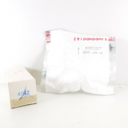 1 X 4042 RCA TUBE. TRANSMITTING TRIODE. M69.E157 - RC96