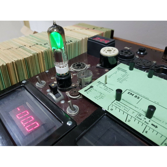 1 X EM80 HALTRON MAGIC EYE TUBE +...