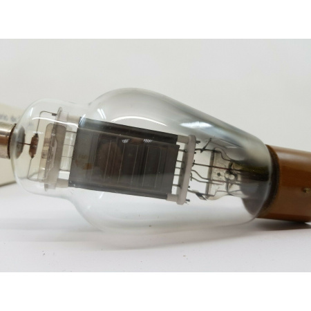 1 X JAN 811 ELECTRONIC ENTERPRISES TUBE. RC1C3