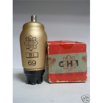 1 X CH1 TUBE. RC82