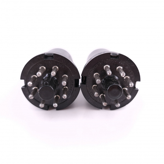 2 X 6SH7 TUBE. 3. CH137