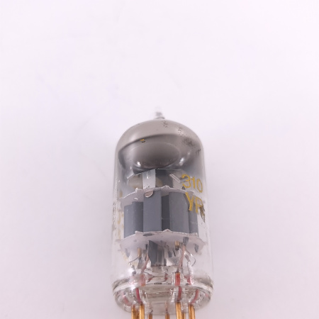 1 X E88CC TESLA TUBE. 1960s PRODUCTION. GOLD PIN. GOLD GRID. 6. CH139