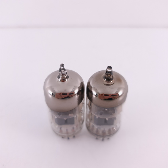 2 X 6922 SYLVANIA TUBE. 1970s...