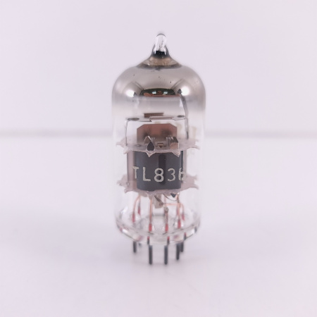 1 X PCC88 TESLA TUBE. 26. CH139