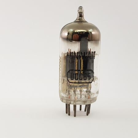 1 X UCC85 MINIWATT TUBE. UFOIL GETTER. NOS. RCB244