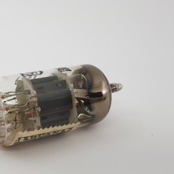 1 X UCC85 MINIWATT TUBE.... 2