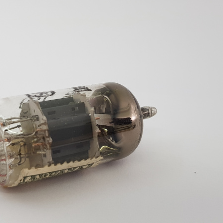 1 X UCC85 MINIWATT TUBE. UFOIL GETTER. NOS. RCB244