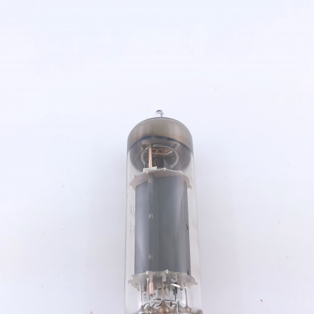 1 X PL82 MINIWATT TUBE. 1960s MULLARD PRODUCTION. B-CODES. 4. CH147