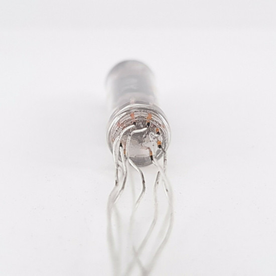 1 X VX8122 MULLARD TUBE. FLAT GETTER. CH40