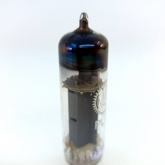 1 X PL82 VALVO TUBE. 1960s MULLARD...