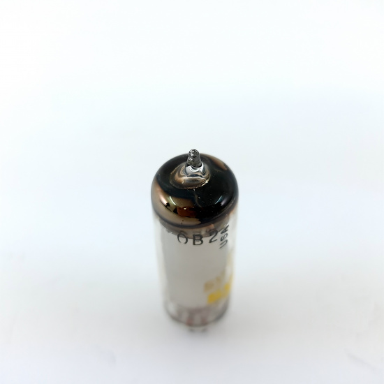 1 X 0B2 SYLVANIA TUBE. 7. CH149