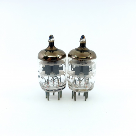 2 X PC900 PHILIPS TUBE. MATCHED PAIR. 4. CH156