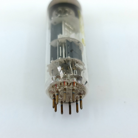 1 X PCL86 MINIWATT-DARIO TUBE. 1960s...