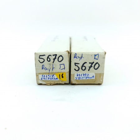 2 X 5670 RAYTHEON TUBE. BLACK PLATES. SQUARE GETTER. 18. CB397