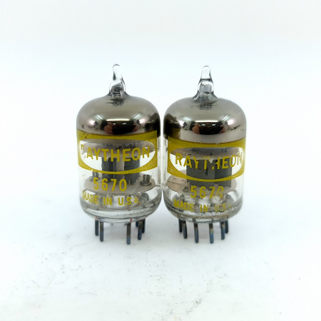 2 X 5670 RAYTHEON TUBE. 1960s PROD. PAIR. 19. CB397