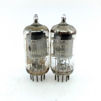 2 X EF86 MINIWATT TUBE.... 2