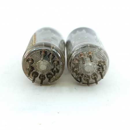 2 X EF86 MINIWATT TUBE. 1960s MAZDA PROD. MESH PLATE. MATCHED PAIR. 33. CB397