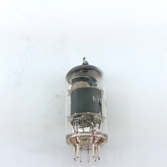 1 X EF806S TESLA TUBE. 35. CB397