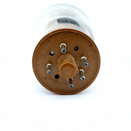 1 X 5R4GY KENRAD TUBE. 1950s PROD. BLACK PLATES. RECTANGULAR GETTER. 65. CB397