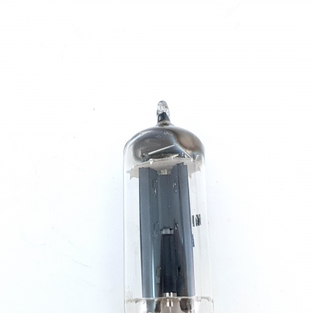 1 X EZ80 MINIWATT TUBE. 1950s PROD. SQUARE GETTER. 78. CB397