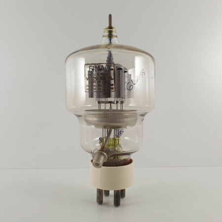 1 X 304TL / VT129 EIMAC TUBE. PARTICLES OF GLASS. OLD PLATES. 1950s. NOS 8  ENA