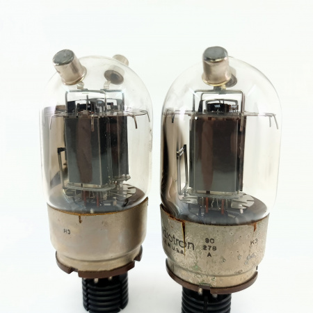 2 X 815 RCA TUBE. 1950s PROD. BLACK PLATES. SQUARE GETTER. 3. CE2