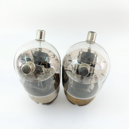 2 X 815 RCA TUBE. 1950s PROD. BLACK...
