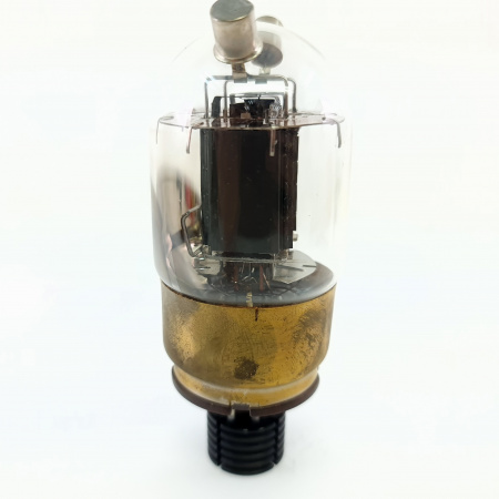 1 X 815 STANDARD BRAND TUBE. 1940s PROD. BLACK PLATES. RECTANGULAR GETTER. 5. CE2