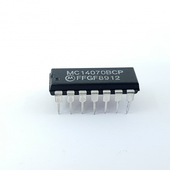 1 X MC14070BCP MOTOROLA INTEGRATED...