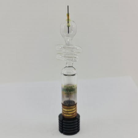 1 X JAN 648-P1 SYLVANIA TUBE. 3. CE1