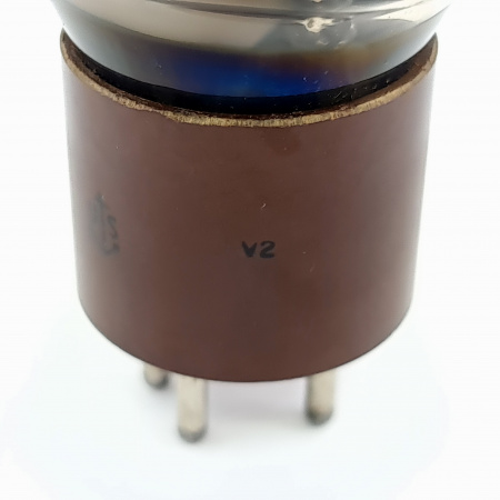 1 X 804 RCA TUBE. 1940s PROD. SQUARE GETTER. 1. CE4