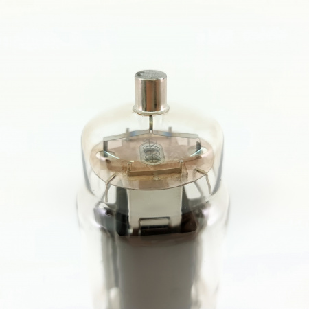 1 X 804 RCA TUBE. 1940s PROD. SQUARE GETTER. 1. CE4