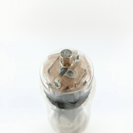 1 X 804 SYLVANIA TUBE. 1940s PROD. BLACK PLATES. 3. CE4