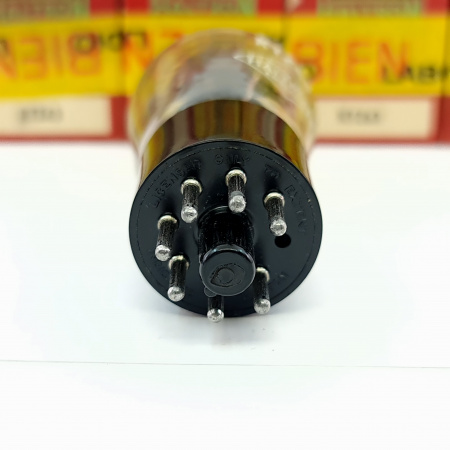 8 X KTZ63 HALTRON TUBE. 1950s PROD. BLACK PLATES. SQUARE GETTER. OCTET. 9.CB399