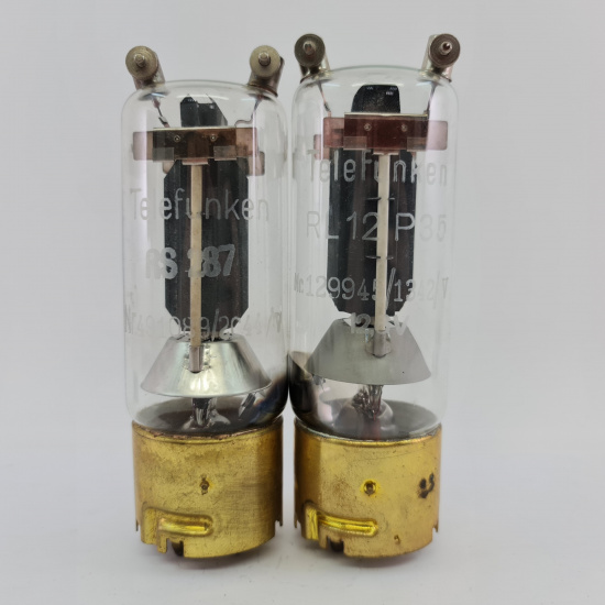 2 X RS287 TELEFUNKEN TUBE. 1940s...