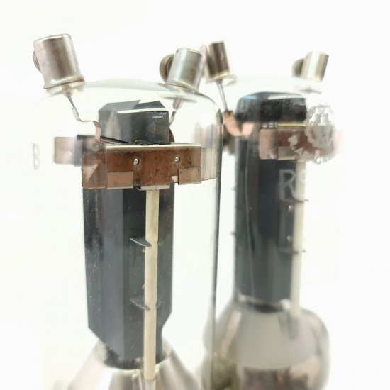 2 X RS287 TELEFUNKEN TUBE. 1940s...