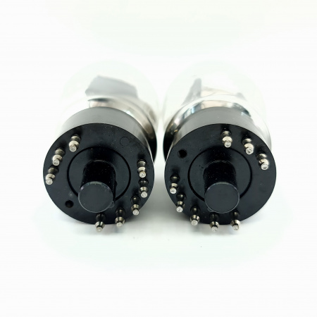 2 X AZ12 TELEFUNKEN TUBE. 1960s PROD. PAIR. 8. CB400