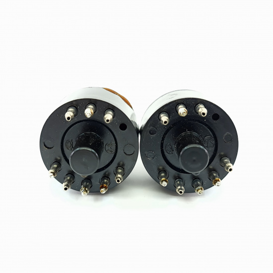 2 X EZ12 RSD TUBE. 1960s PROD....