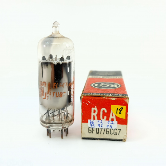 1 X 6FQ7 / 6CG7 RCA TUBE. 1960s PROD. SQUARE GETTER. CLEAR TOP. USED. 18. CB402