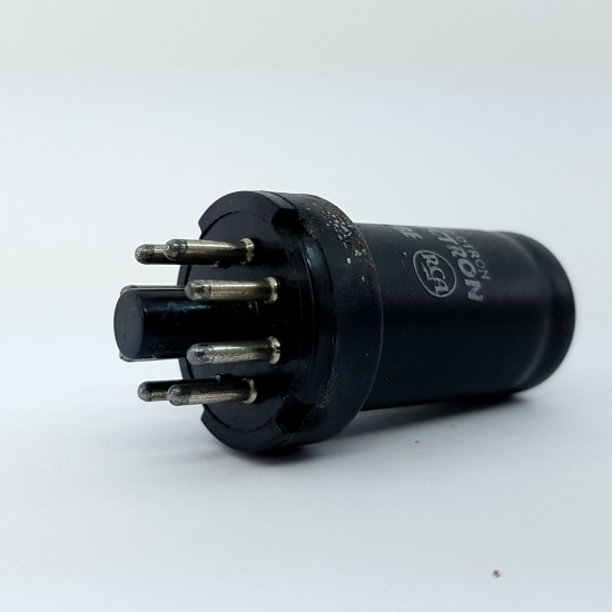 1 X 6SJ7Y RCA TUBE. NOS. RCB213