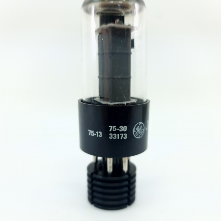 1 X JAN 6V6GT GENERAL ELECTRIC TUBE. 1975 PROD. COPPER RODS. 36. CB402