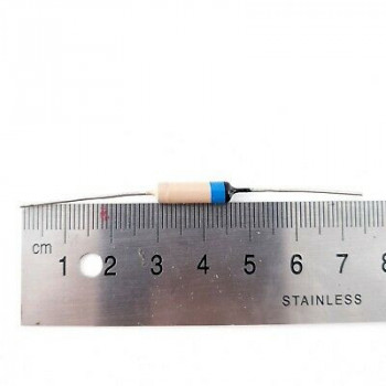 1 X 1,2pF 10% AXIAL CAPACITOR. NOS. SEE IN PICTURE. C168BU100F150221