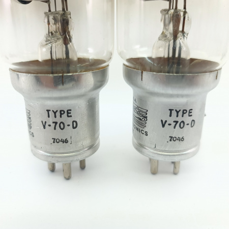 2 X TYPE V70D UNITED ELECTRONICS TUBE. 1940s PROD. PAIR. 44. CB402