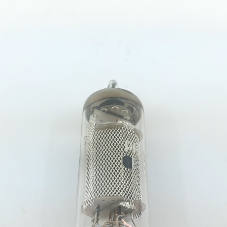 1 X E81L PHILIPS TUBE. 1960s MULLARD PROD. MESH PLATE. GOLD PIN. SQ. 47. CB402
