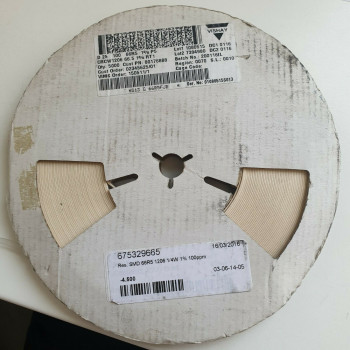 10 x 66.5R 1/4W 1% 100PPM SMD VISHAY RESISTOR. (R314) CA394U4500F200721