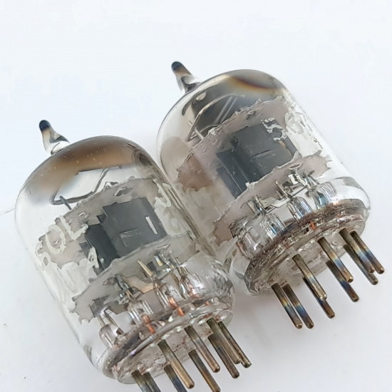 2 X JTL 5670 TUNG-SOL TUBE. 1950s...